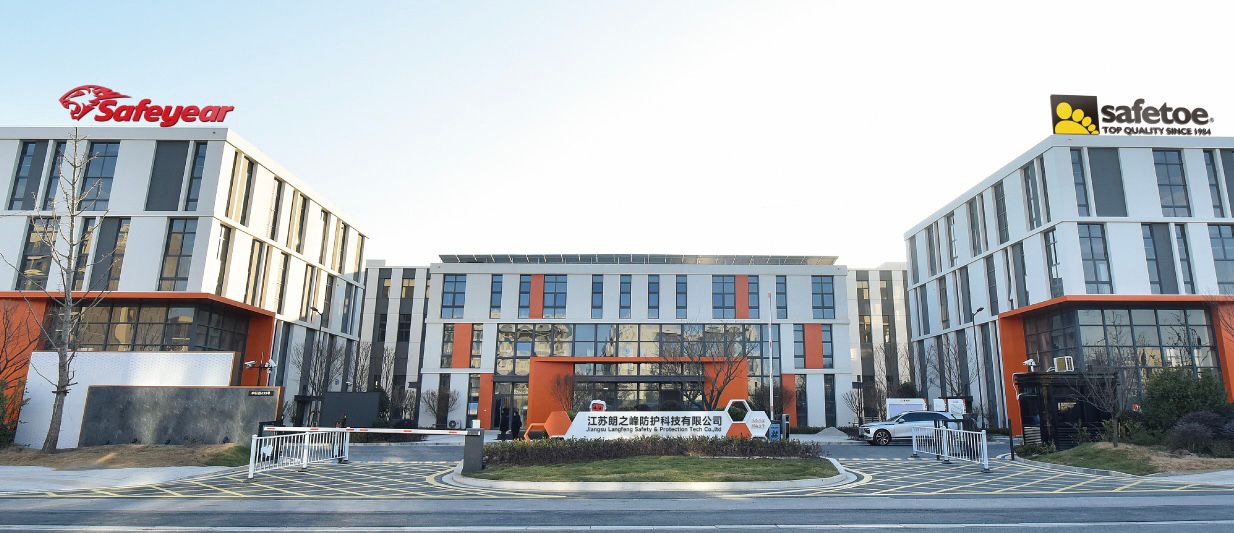 EBDB6A74A6A4F5696D24512D3EB45CC4